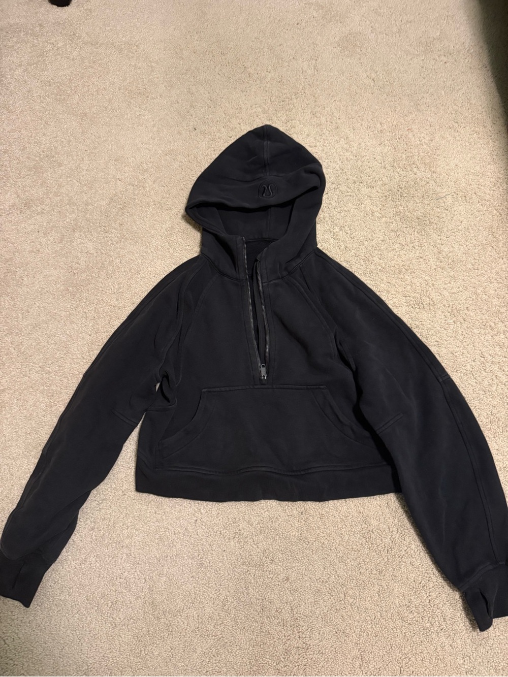 Lululemon black scuba half zip XS/S